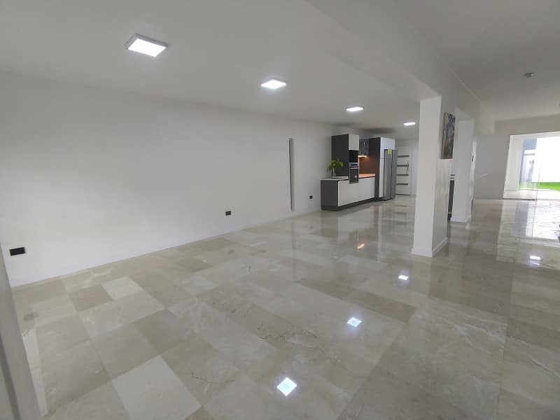 Two-Level House for Sale, Urb. La Trigaleña